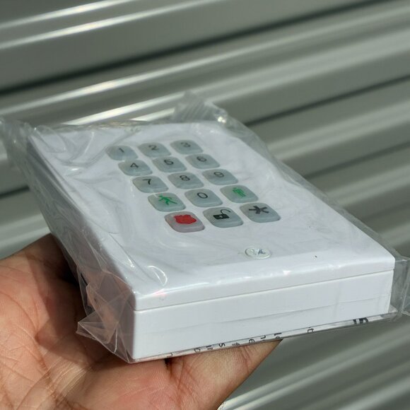 SMC Networks SMCWK01-Z Wireless Keypad 752.9740NA Keypad - Picture 3 of 4